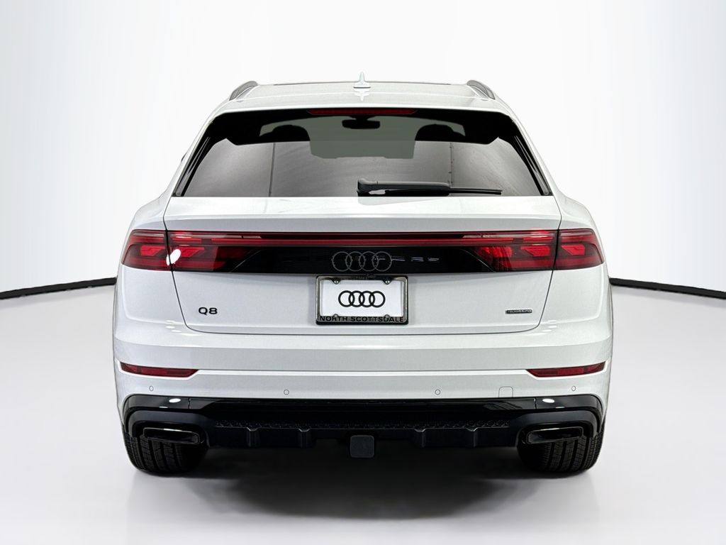 Thumbnail: 2026 Audi Q8 - 6