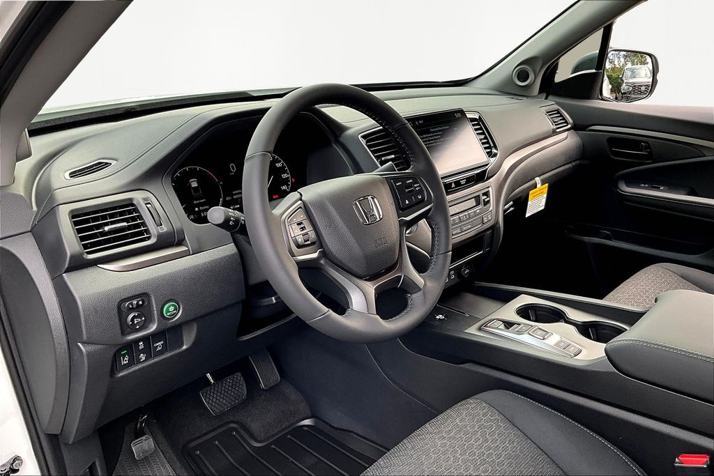 2026 Honda Ridgeline Sport - Photo 6