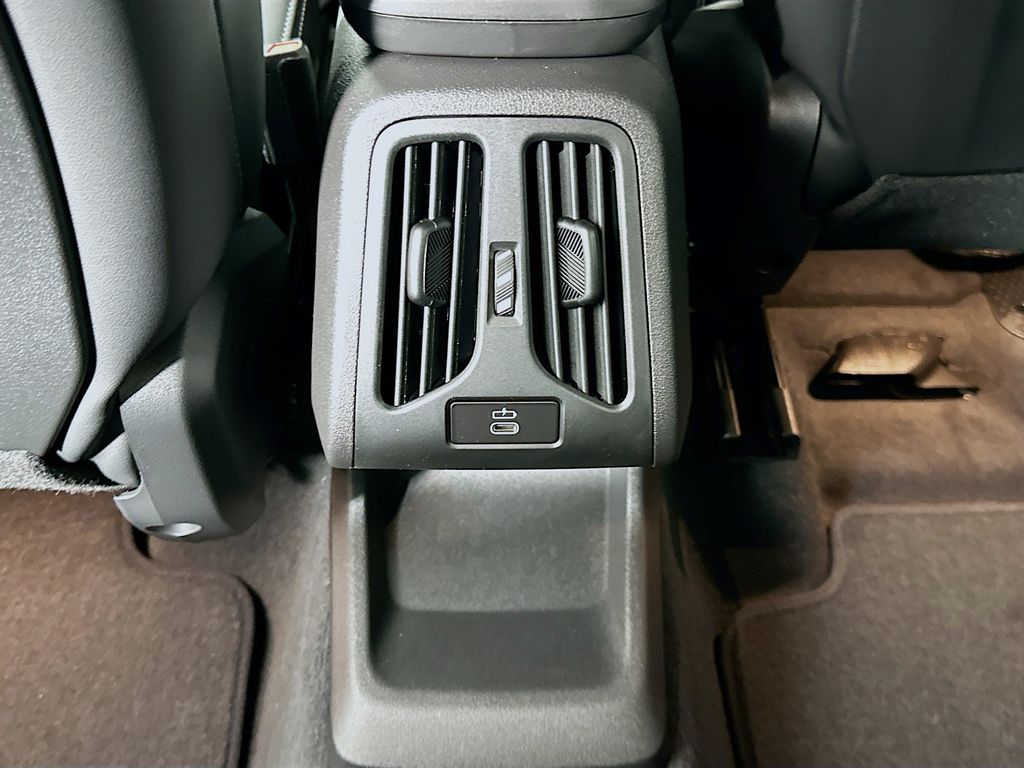 Thumbnail: 2026 BMW X1 - 18