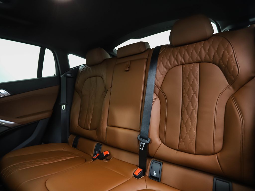 Thumbnail: 2026 BMW X6 - 23