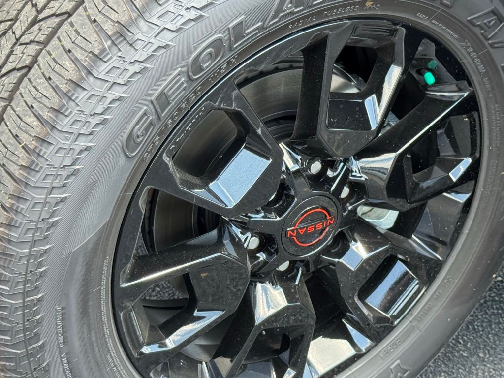 2025 Nissan Armada PRO-4X - Photo 8