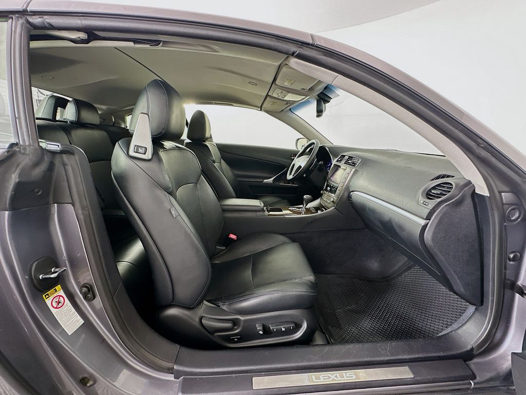 Thumbnail: 2013 Lexus IS - 28