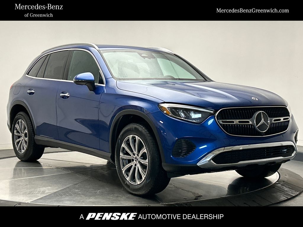 2025 Mercedes-Benz GLC 300 -
                Greenwich, CT