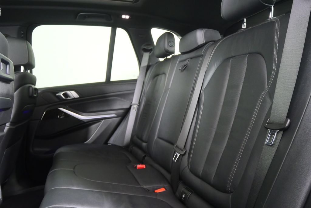 Thumbnail: 2020 BMW X5 - 15