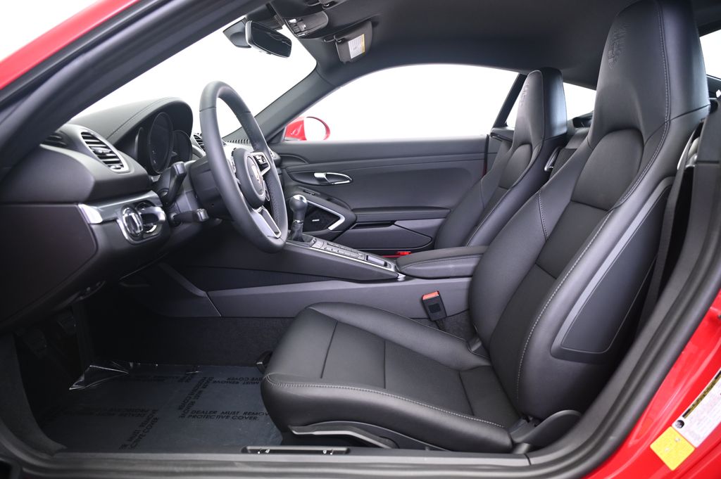 Thumbnail: 2025 Porsche 718 Cayman - 31