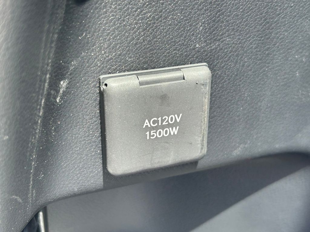 Used 2025 Toyota Grand Highlander Hybrid SUV