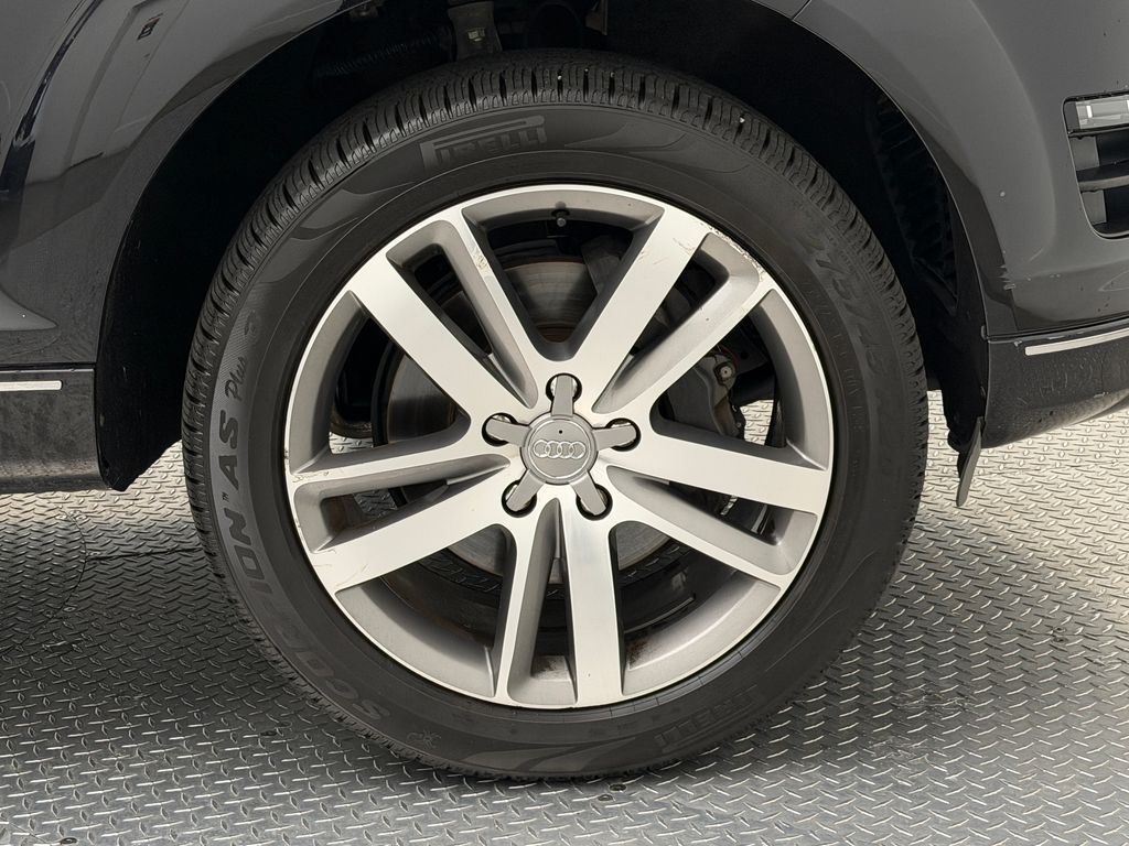 Thumbnail: 2013 Audi Q7 - 7