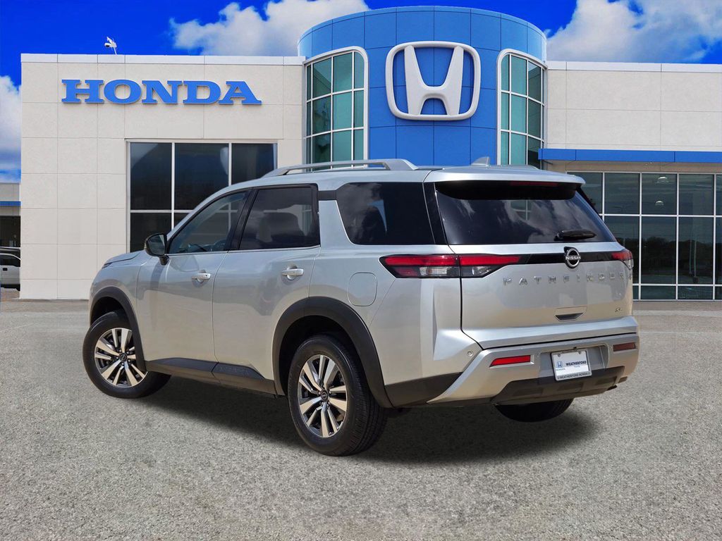 Used 2025 Nissan Pathfinder SUV