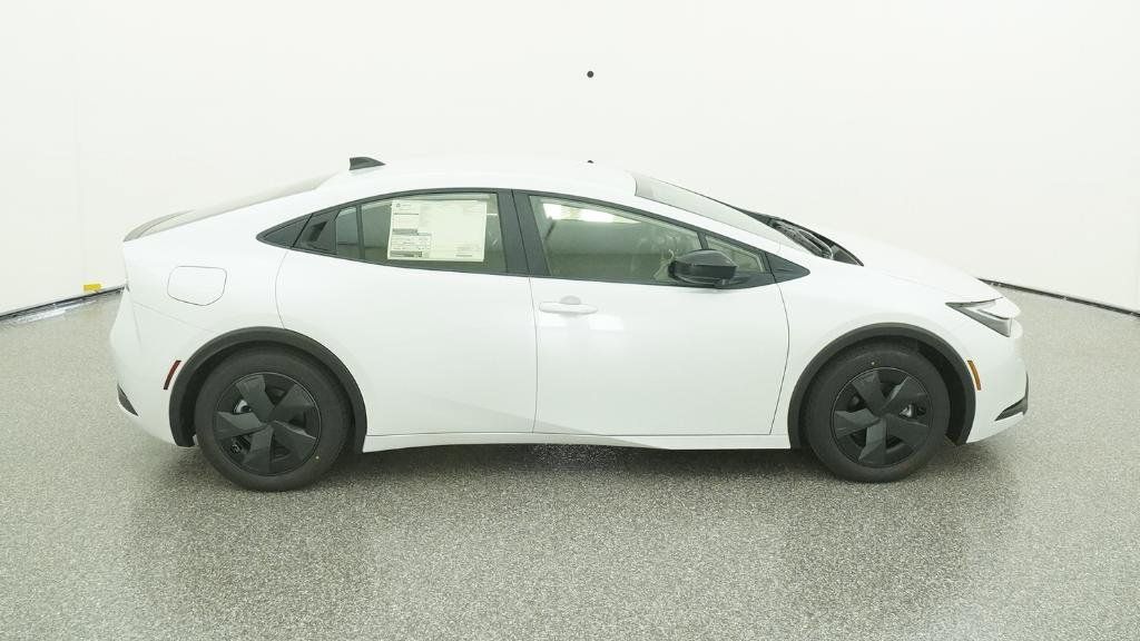 Thumbnail: 2026 Toyota Prius - 6