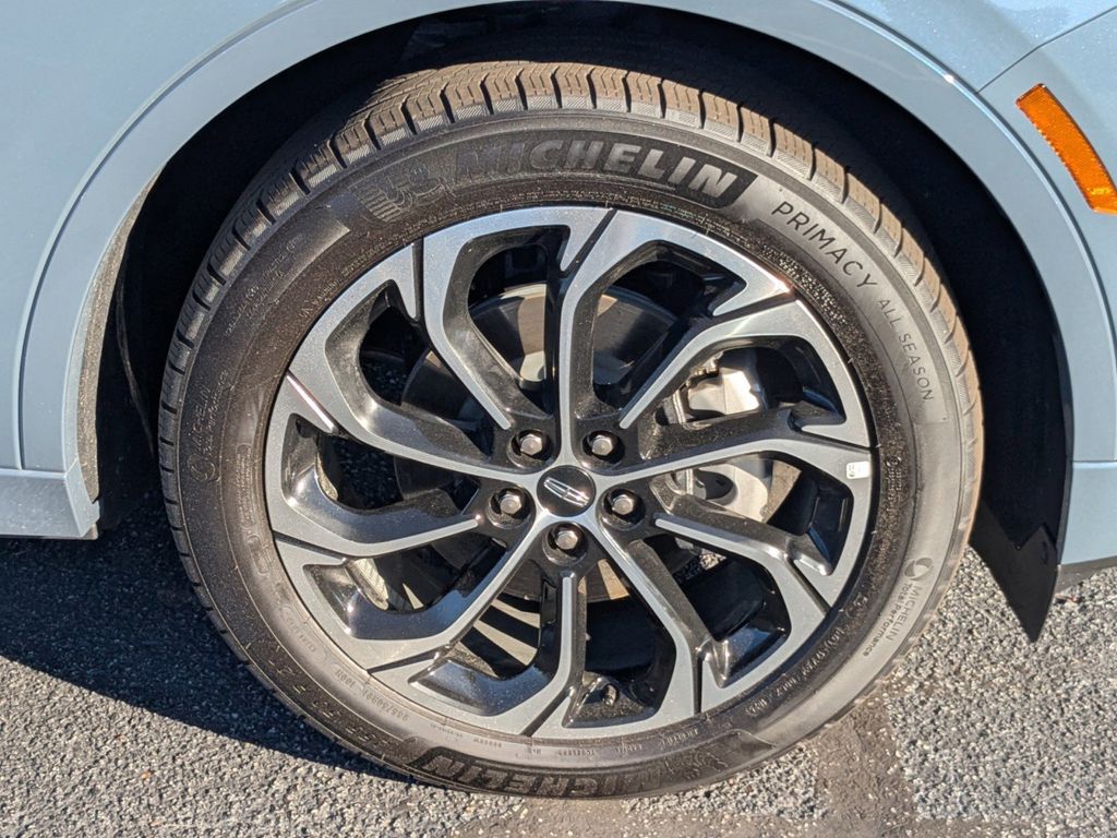 2025 Lincoln Nautilus Reserve