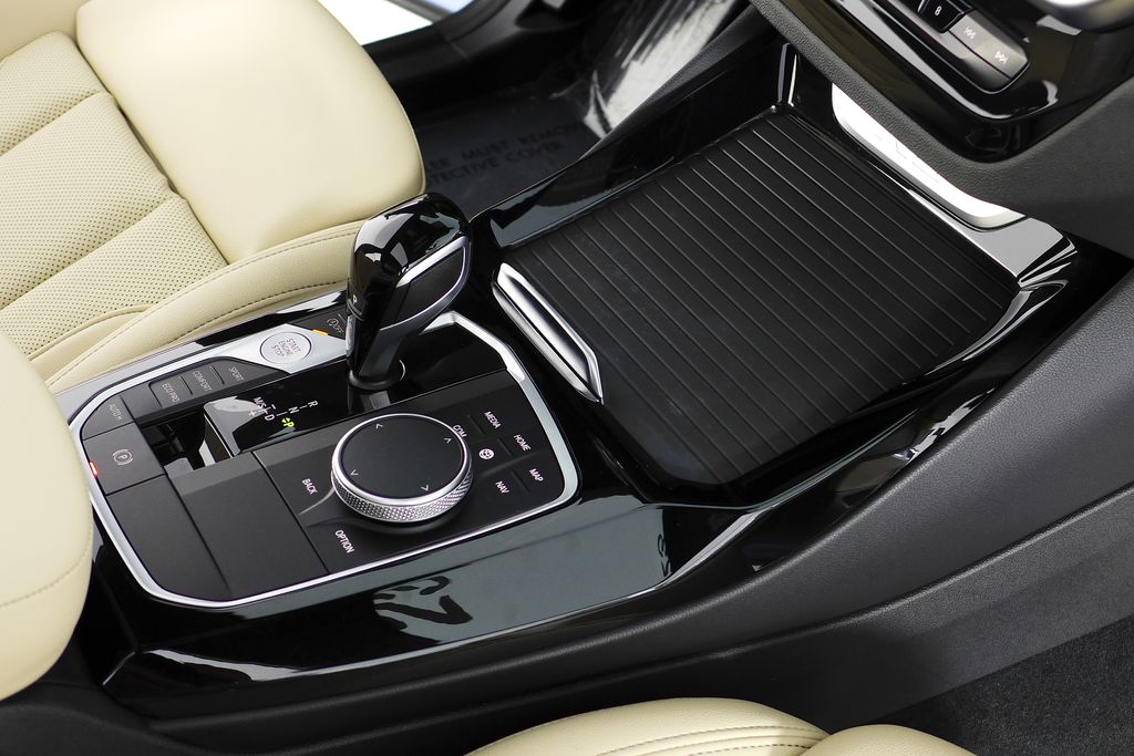 Thumbnail: 2023 BMW X3 - 15