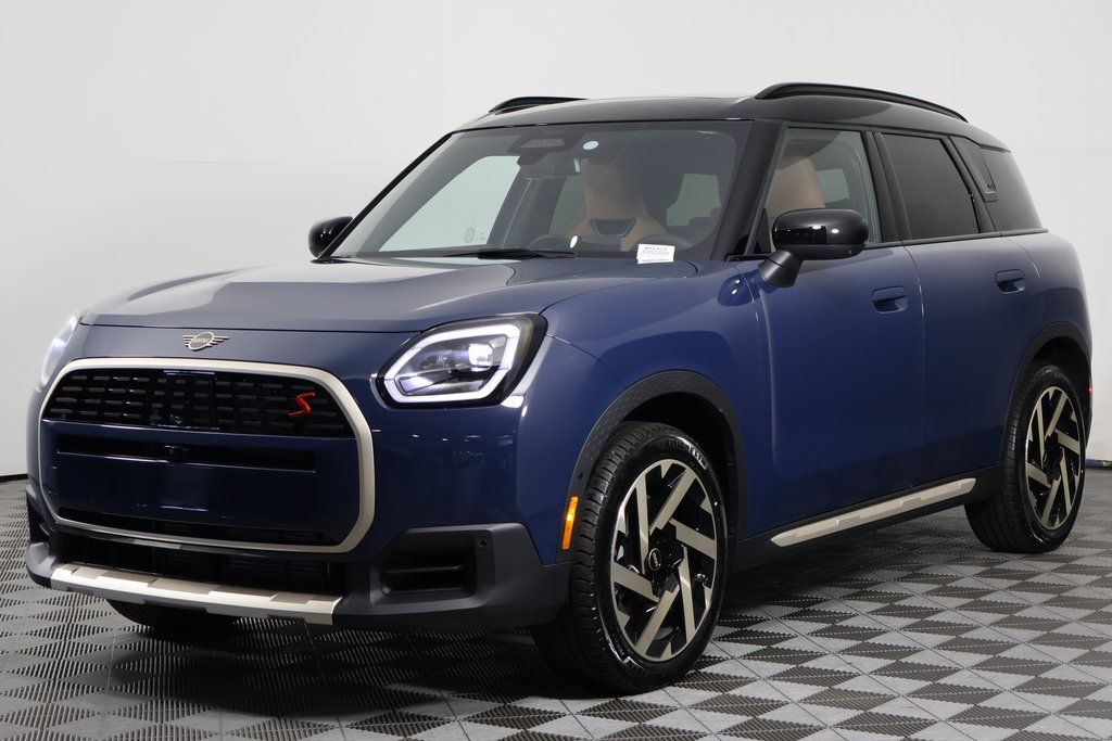 Thumbnail: 2027 MINI Cooper Countryman - 1
