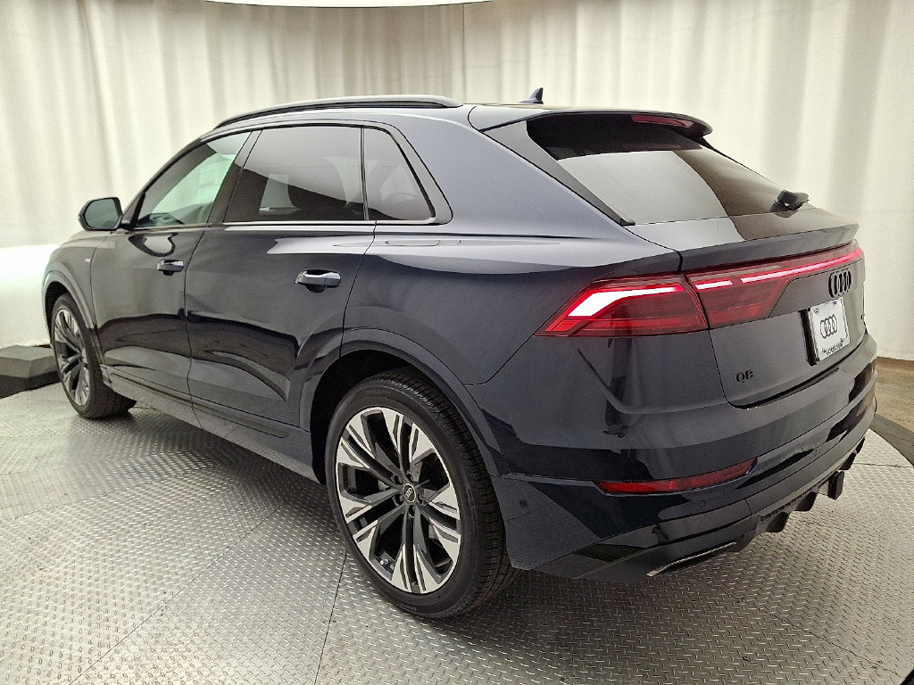 Thumbnail: 2026 Audi Q8 - 4