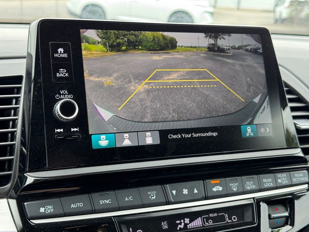 Used 2025 Honda Odyssey Van