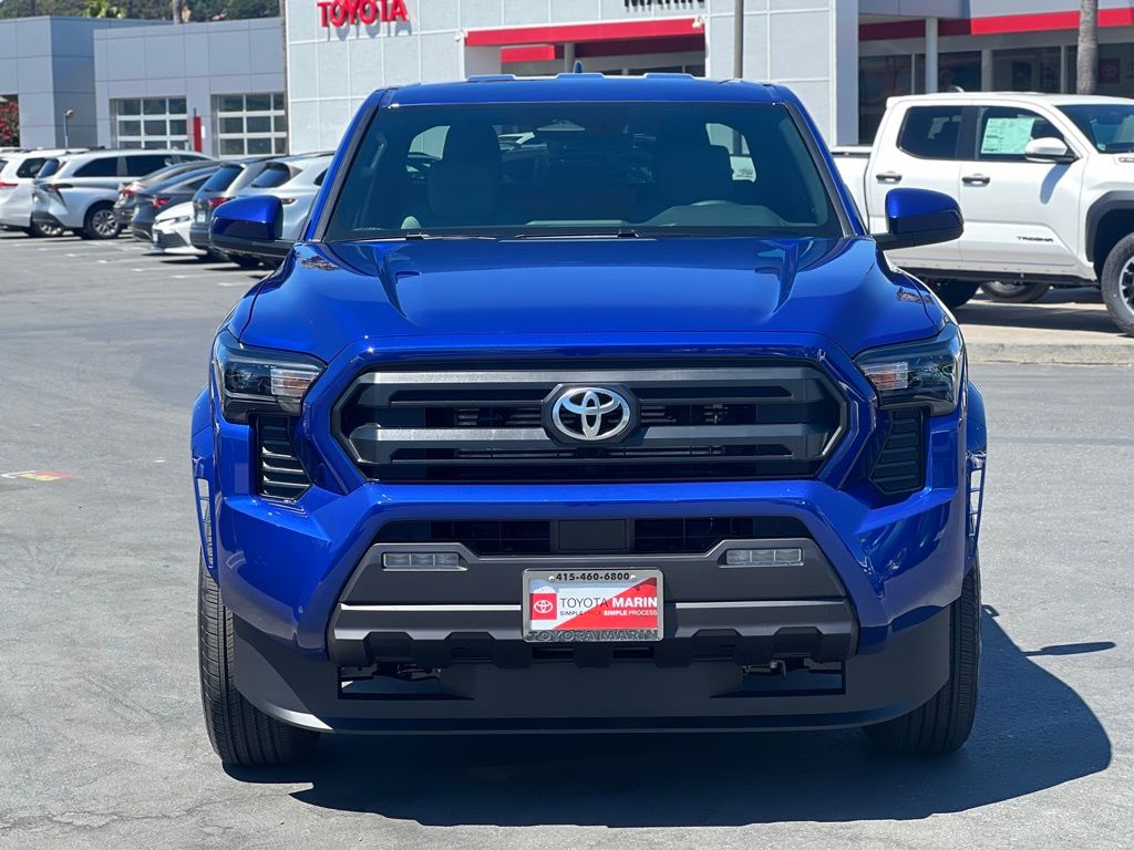 2025 Toyota Tacoma SR5 Double Cab photo 8