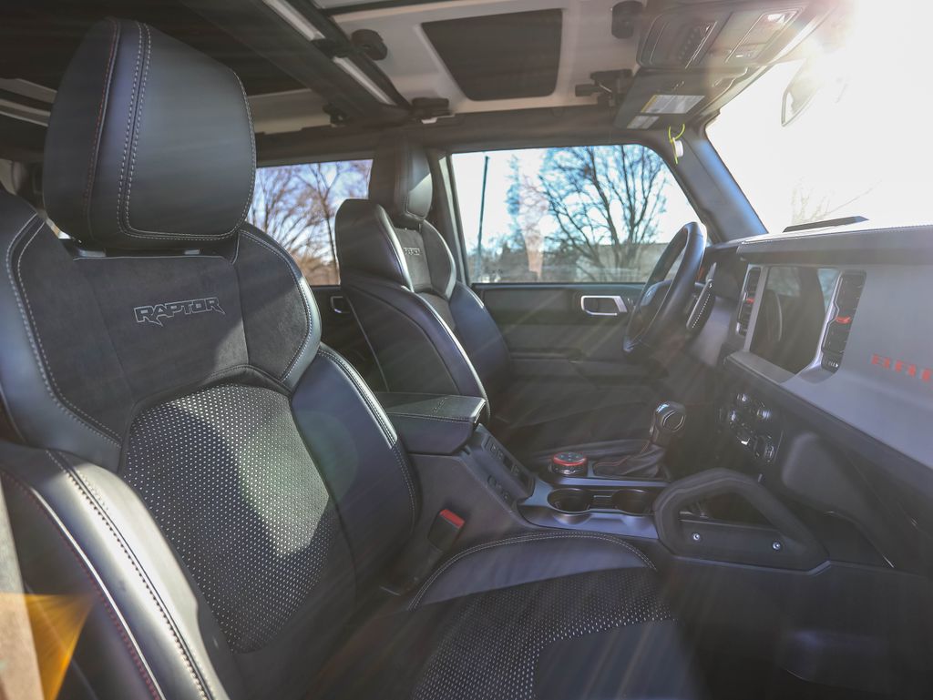 Thumbnail: 2024 Ford Bronco - 30