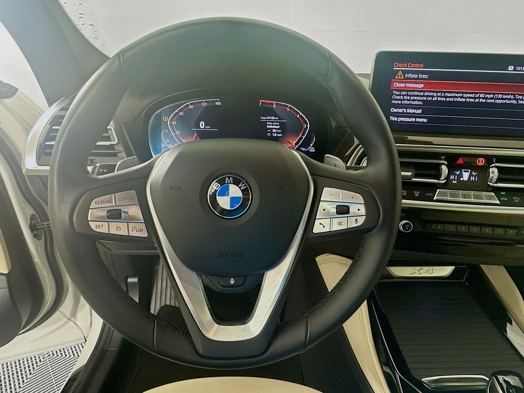 Thumbnail: 2023 BMW X4 - 11