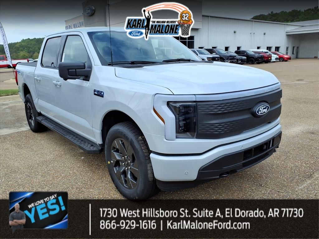2025 Ford F-150 Lightning Flash SuperCrew AWD