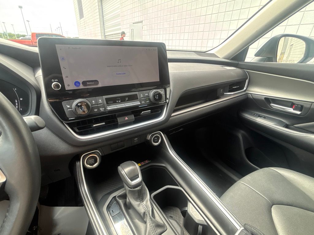 Used 2025 Toyota Grand Highlander SUV