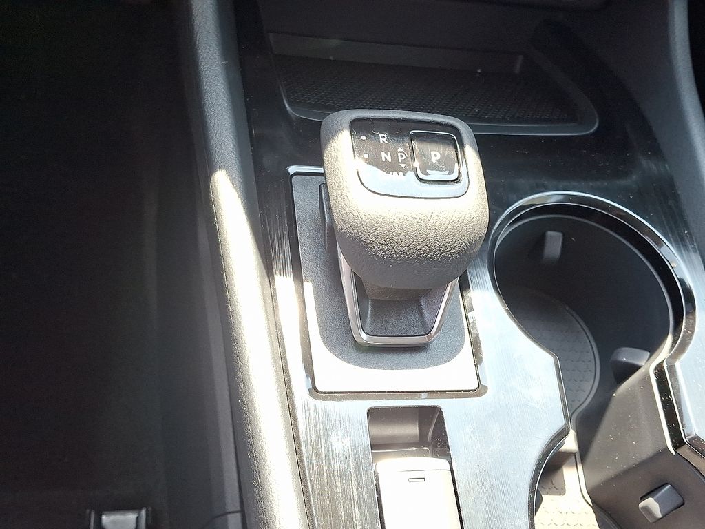 2026 Nissan Rogue — photo 10