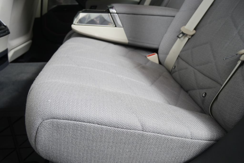 Thumbnail: 2023 BMW 7 Series - 18