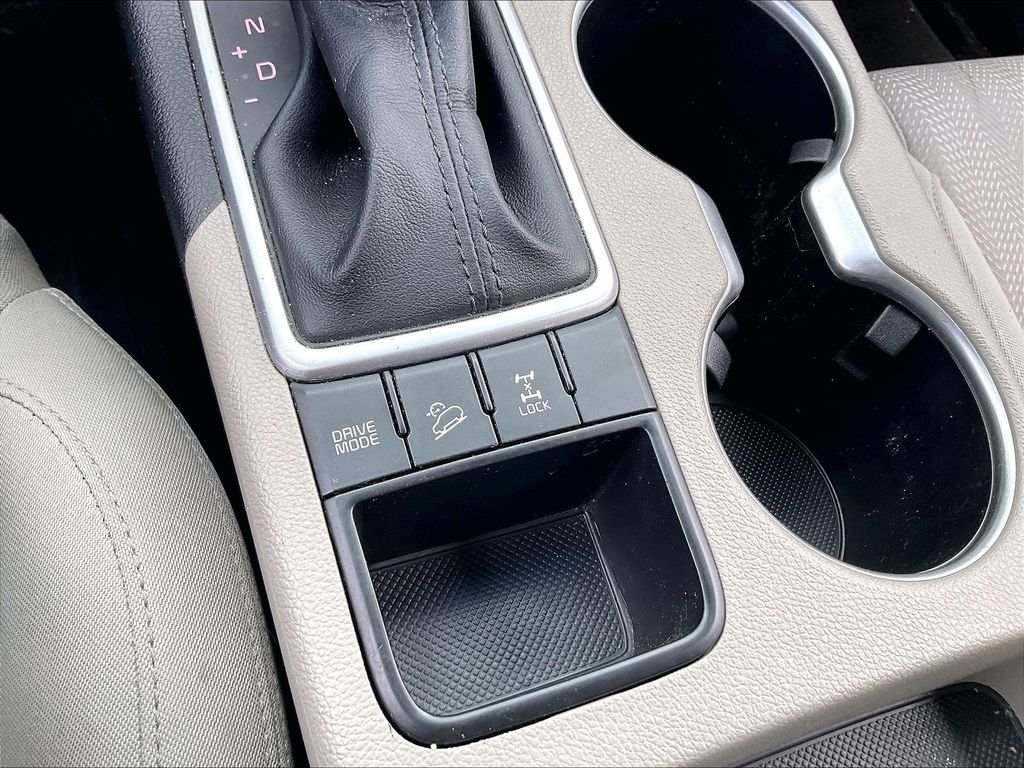 2020 Kia Sportage — photo 32