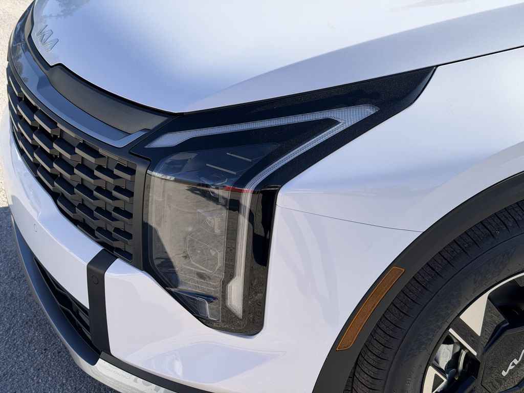 new 2026 Kia Sportage Hybrid car, priced at $31,412