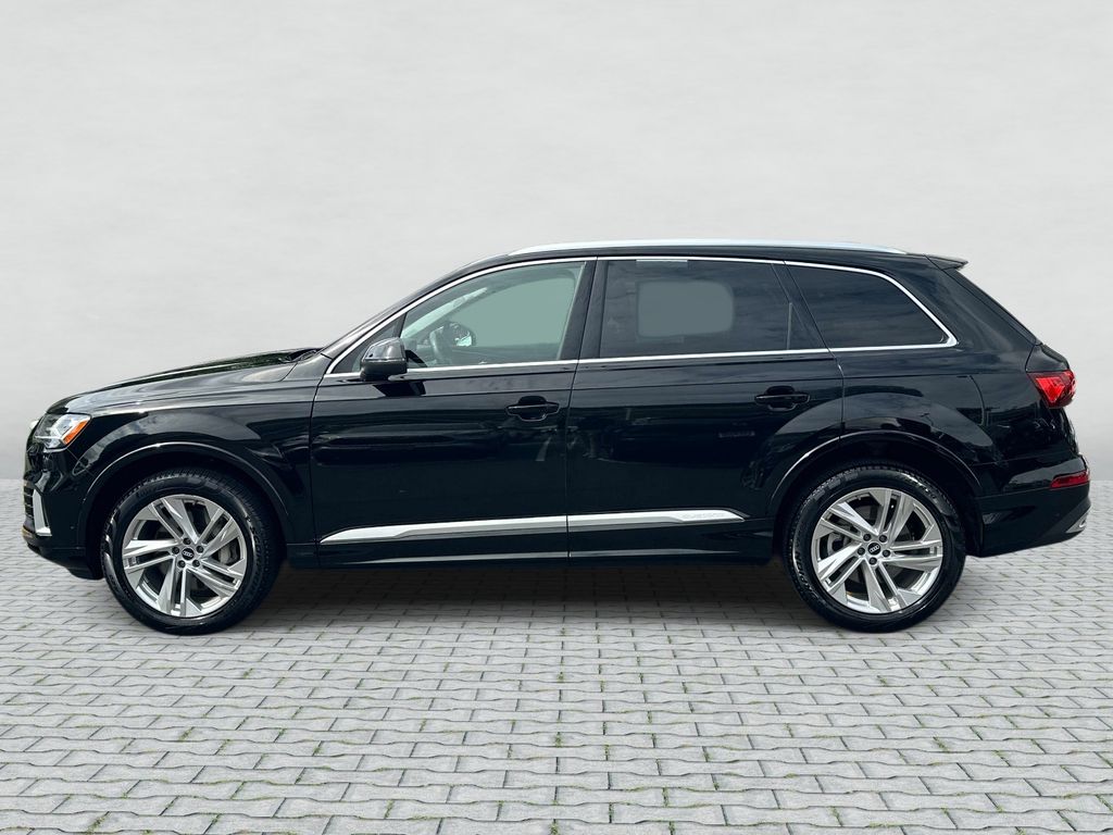 Thumbnail: 2022 Audi Q7 - 8
