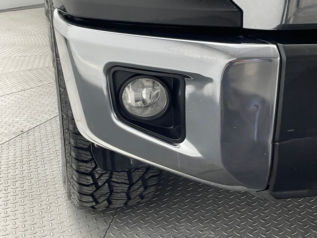 Thumbnail: 2014 Toyota Tundra - 19