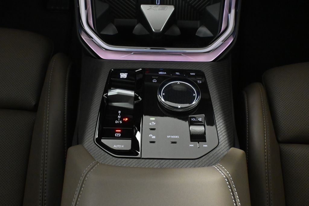 Thumbnail: 2026 BMW X3 - 22