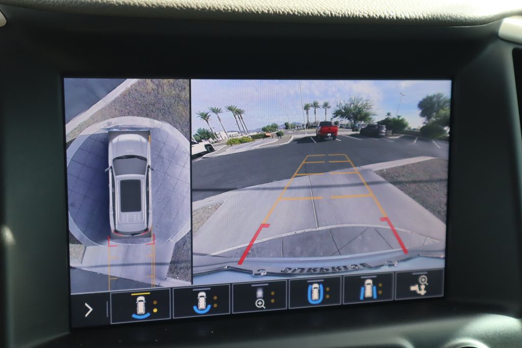 Thumbnail: 2020 GMC Terrain - 15