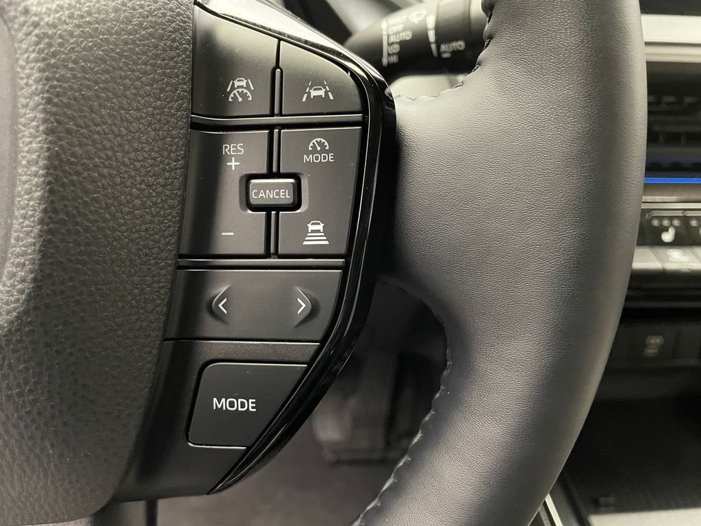 2023 Toyota Prius Limited 23