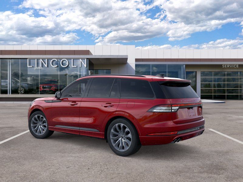 New 2026 Red Lincoln Premiere image 4