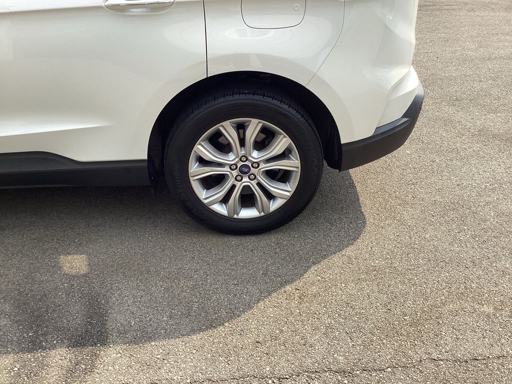 Used 2021 Ford Edge SUV
