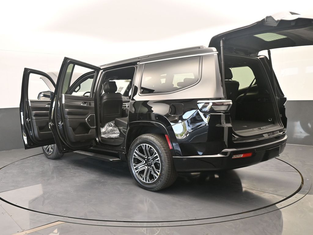 New 2026 High Gloss Black Jeep  image 39