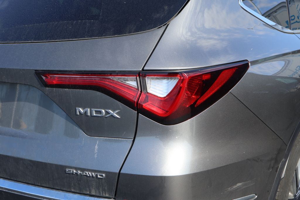 Thumbnail: 2023 Acura MDX - 8