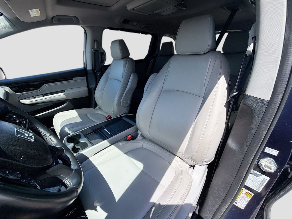 Used 2024 Blue Honda Touring image 21