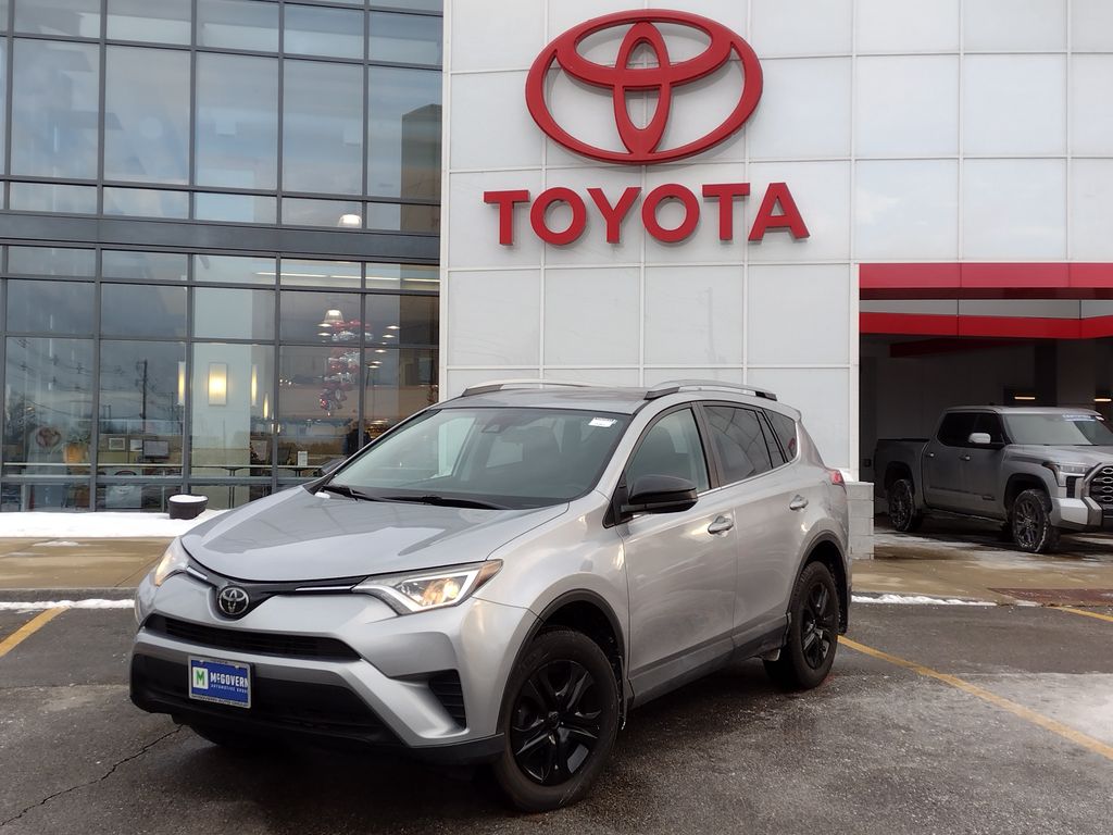 2018 Toyota RAV4 LE AWD