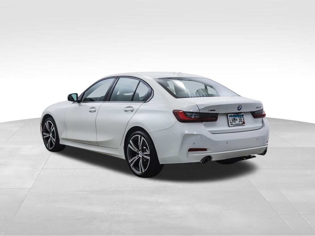 Thumbnail: 2023 BMW 3 Series - 3