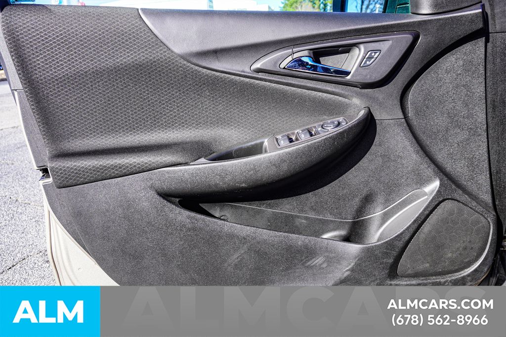 Used 2024 Gray Chevrolet LT image 48