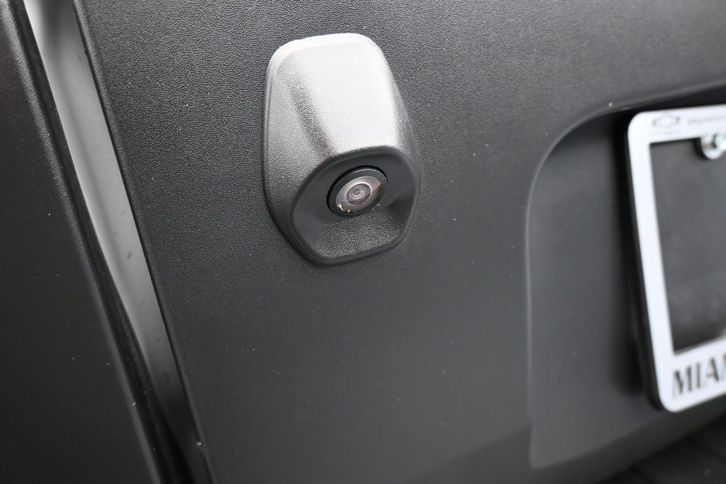 Used 2024 Oxford White Ford XLT image 36