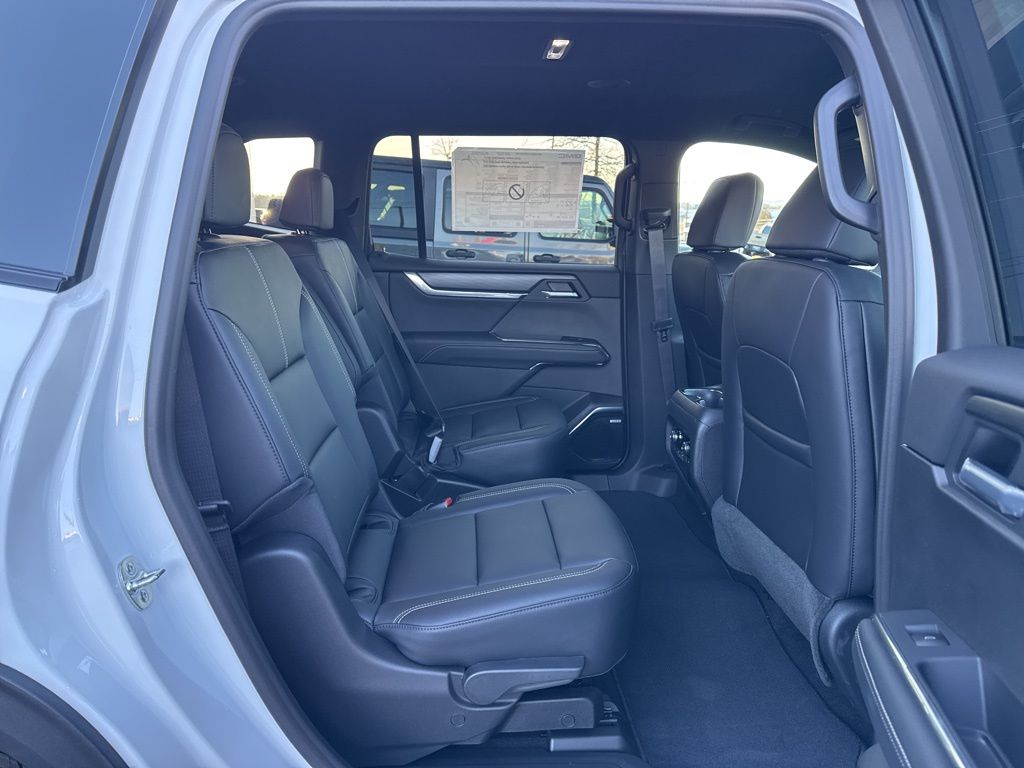 New 2026 White GMC Elevation image 20