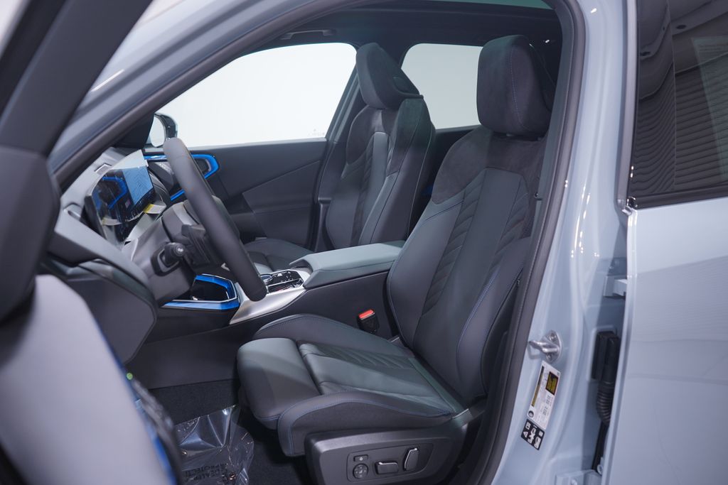 2025 BMW X3 3.0i 7