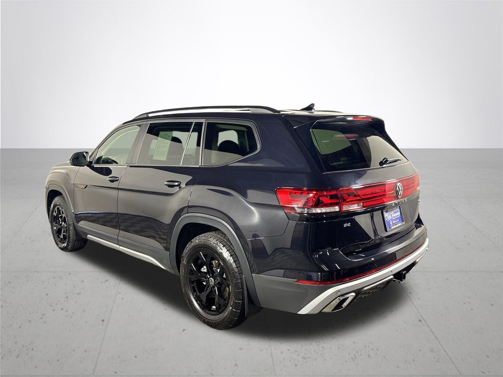 2025 Volkswagen Atlas 2.0T Peak Edition
