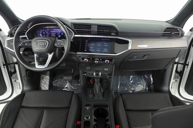 2022 Audi Q3 Premium 25