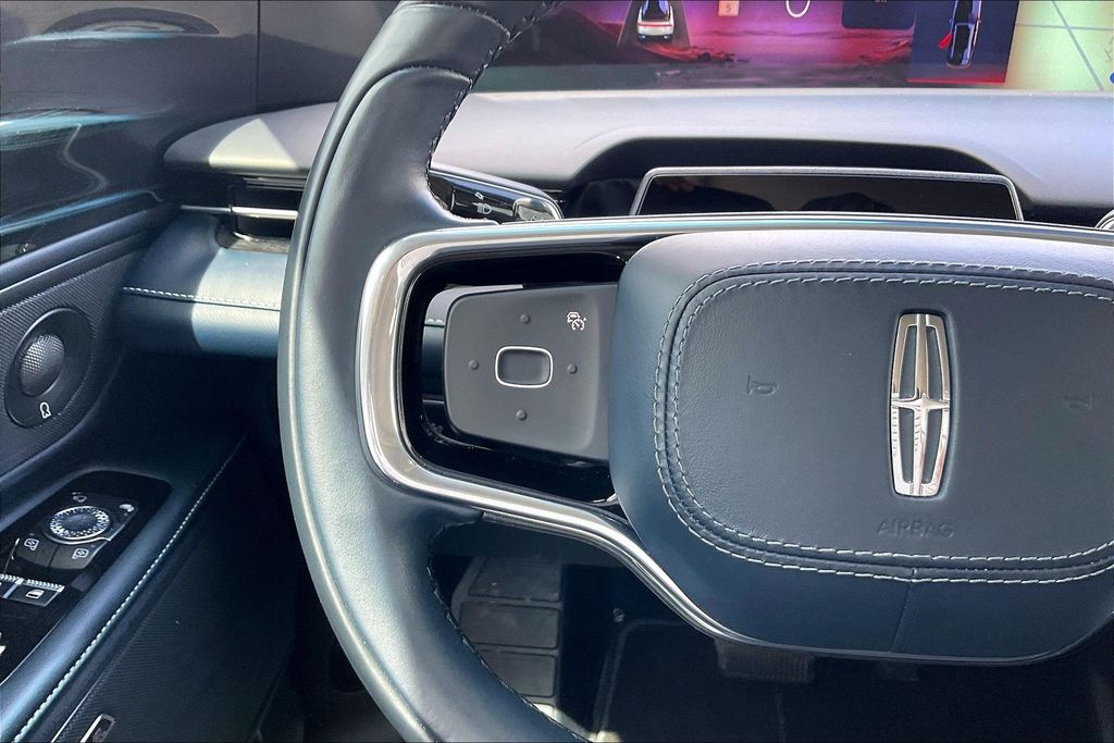 Used 2024 Lincoln Nautilus Reserve 4D Sport Utility