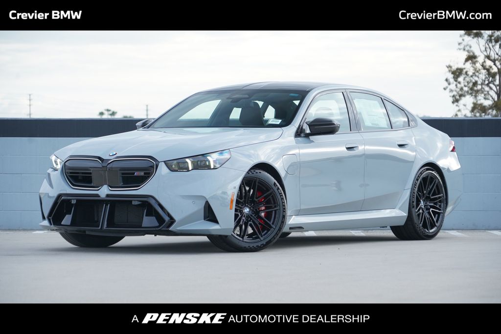 Thumbnail: 2026 BMW M5 - 1