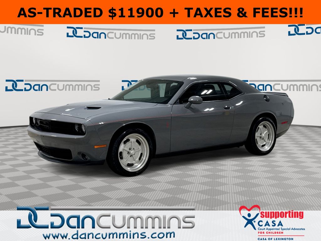 2019 Dodge Challenger SXT RWD