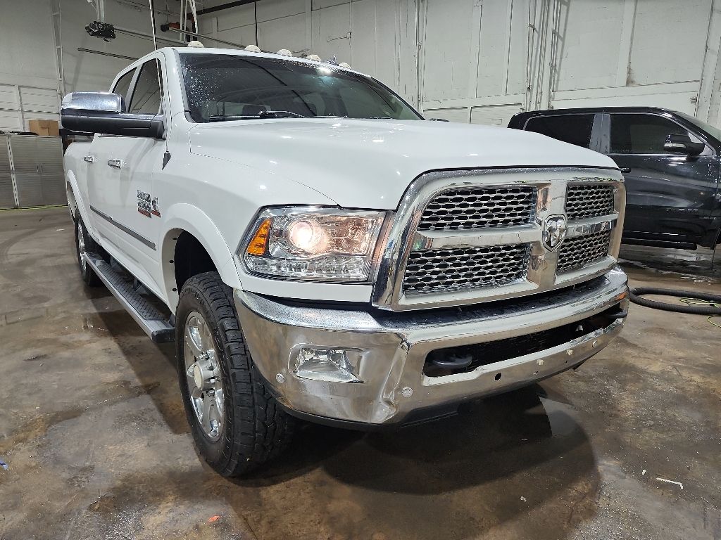 2017 Ram 2500 Laramie - Image 3
