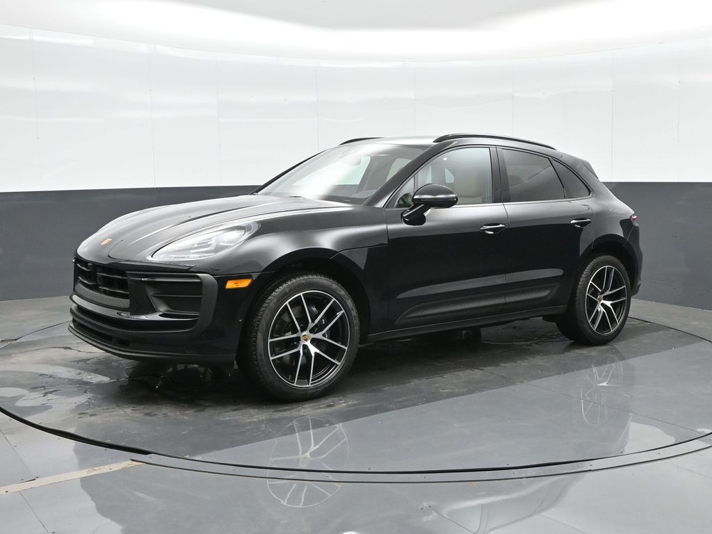 Black 2025 Porsche Macan SUV / Crossover 7-Speed Automatic